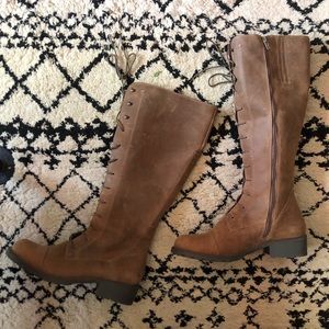 Clark’s Tan Leather Tall Lace Up Boots